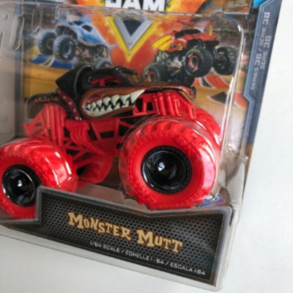 Monster Jam Monster Trucks: Black/Red Monster Mutt - Series 36 - BRAND NEW! - Picture 4 of 4